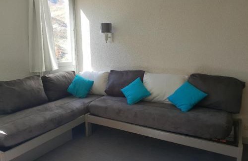 Les Menuires Apartamento | Appartement cosy pour 4, pieds des pistes, Les Menuires, wifi, animaux ok - FR-1-574-42