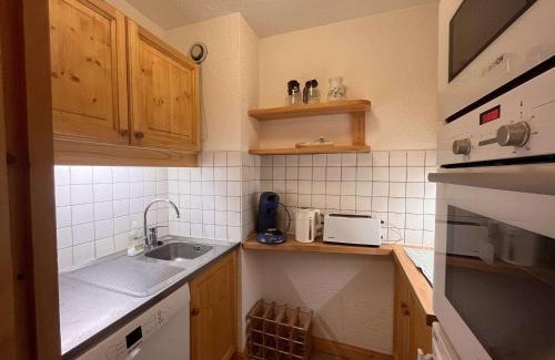 Meribel-Mottaret Apartamento | Appartement cosy, proche commerces et pistes, ideal skieurs, 1 ch, non-fumeur - FR-1-355-247