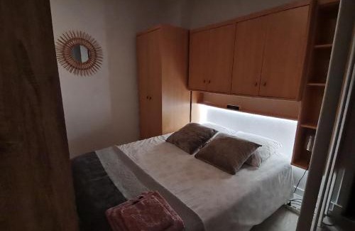 Roscoff Apartamento | Appartement cosy Roscoff 50 m plage thalasso WIFI PARKING