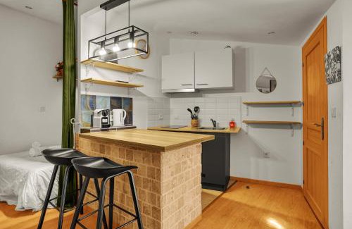 Roseraie Apartamento | Appartement Cosy - Terrasse - Proche Métro