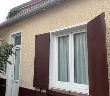 Colombes Apartamento | Appartement Cosy tout équipé