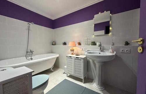 Nimes City Centre Apartamento | Appartement cozy style Friends