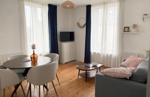 Saint-Pair-sur-Mer Apartamento | Appartement dans le centre de saint pair à 5 min de la plage