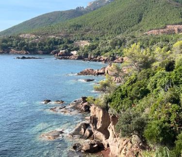 Le Trayas Apartamento | Appartement dans résidence pieds dans l’eau
