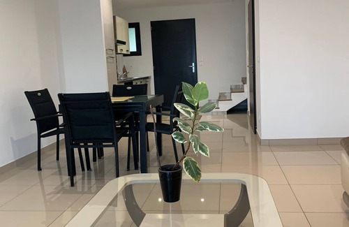Bastia Apartamento | Appartement Dans les Hauteurs de Bastia, Quartier Calme Proche du Centre Ville