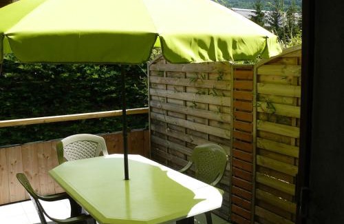 Les Sagnieres Apartamento | Appartement dans maison Entre Savines et Embrun