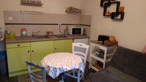 Laigne-en-Belin Apartamento | appartement dans propriétée privée