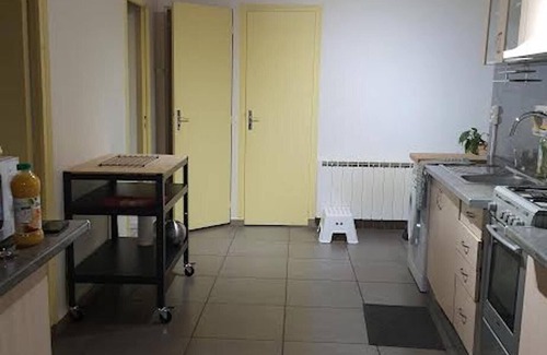 Yssingeaux Apartamento | Appartement Dans une Maison Avec Jardin à 5 Minutes du Centre Ville