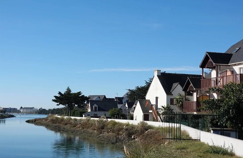 Guerande Apartamento | Appartement de Charme Dans Résidence Sécurisée Avec Balcon et Piscine Chauffée