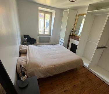 Faubourg Sud Apartamento | Appartement de charme hyper centre