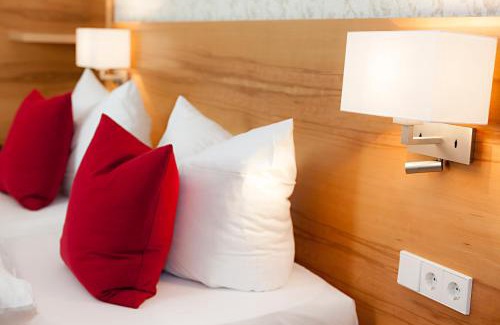 Immenstaad am Bodensee Hotel | Appartementhotel Röhrenbach
