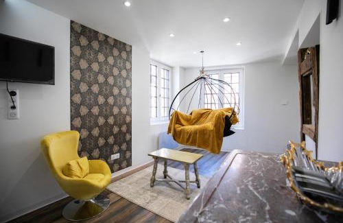 Selestat Apartamento | Appartement de la noblesse - designed by C.M