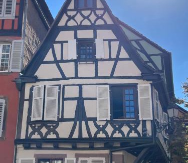 Selestat Apartamento | Appartement de la noblesse - designed by C.M