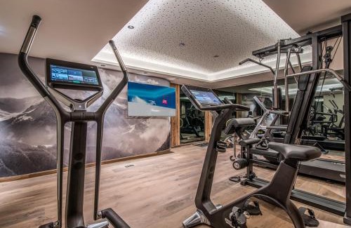 Meribel Apartamento | Appartement de luxe avec accès ski aux pieds, spa, terrasses ensoleillées et services hôteliers inclus - FR-1-613-61
