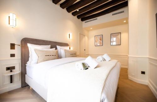 Quartier de la Place-Vendome Apartamento | Appartement de luxe d'une chambre près du Louvre II