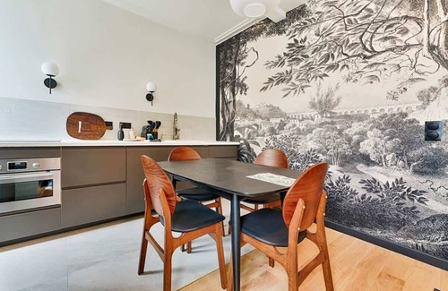 Saint-Mande Apartamento | Appartement de luxe 3 BR avec Salon TV