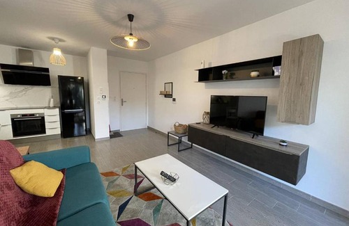 La Croix-Valmer Apartamento | Appartement de Standing pour 4 Pers avec Jardin et Piscine à 500m de la Plage - FR-1-726-21