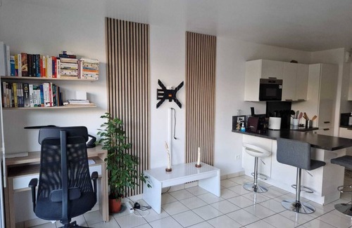Le Bourget Apartamento | Appartement de Standing +parking