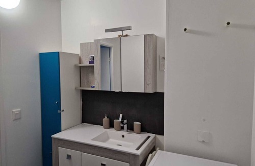 Le Bourget Apartamento | Appartement de Standing +parking