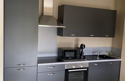 Viggianello Apartamento | Appartement Deux Chambres Dans Résidence Calme et Paisible Toujours Ensoleillé!