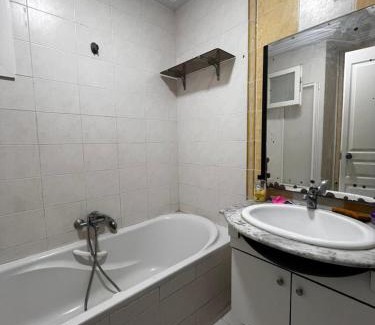 El Aouina Apartamento | Appartement Diar Sokra