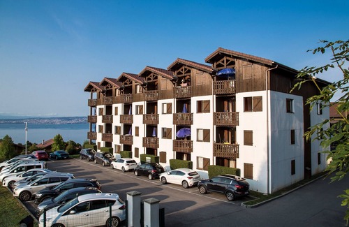 Evian-les-Bains Condominio | Apartamento Douillet + Vue sur Lac | Piscine couverte + Sauna