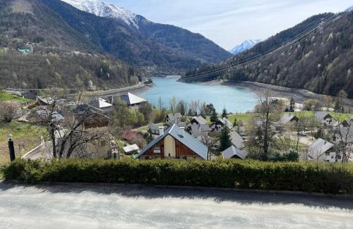 Vaujany Apartamento | Appartement du Lac Le Verney
