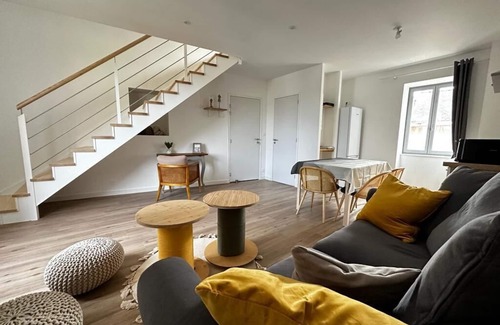 Chatelaudren Apartamento | Apartamento-Clásico-Baño con bañera-Vista a la Ciudad