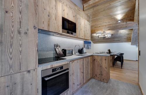 Le Fornet Apartamento | Appartement duplex à Val d'Isère, sauna, cheminée, 4 chambres en suite, parking, pour 8 personnes - FR-1-567-123