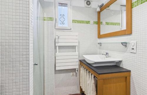 Marseillan Plage Apartamento | Appartement duplex climatisé avec terrasse, 1 chambre, parking privé, proche plage - FR-1-326-559