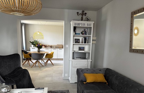 Montmeyran Condominio | Appartement Duplex Dans Maison