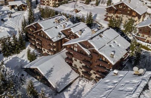 Meribel Village Apartamento | Appartement Duplex Ski aux Pieds, Cheminée, Piscine et Spa, Méribel Village - FR-1-566-35