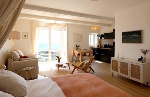 Les Sables d'Olonne Apartamento | Appartement en front de mer avec vue imprenable sur la grande plage des Sables d'Olonne