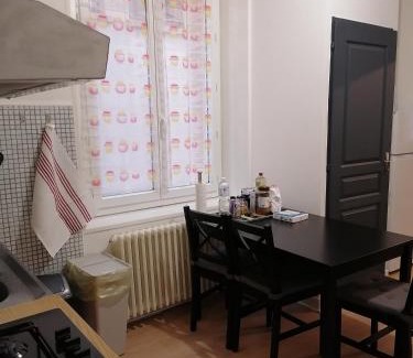 Ambert Apartamento | Appartement en centre ville