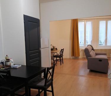 Ambert Apartamento | Appartement en centre ville