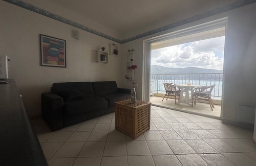 Tiuccia Apartamento | Appartement en Dernier Étage Avec Terrasse : vue mer Imprenable