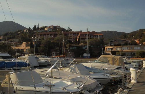 Espero-Pax Apartamento | Appartement en Bord de mer