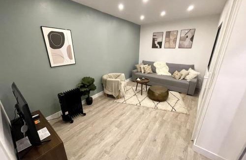Meze Apartamento | Appartement en plein centre à 100m du port