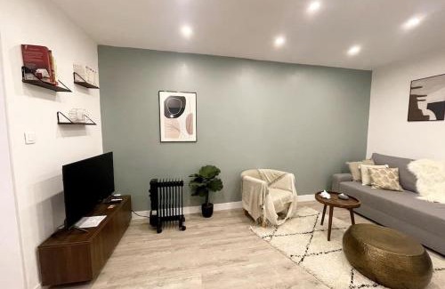 Meze Apartamento | Appartement en plein centre à 100m du port