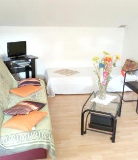 Goyave Apartamento | Appartement ensoleillé à Goyave, 50 m², vue mer et balcon