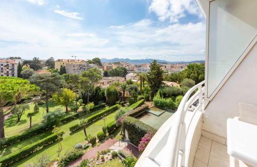 California - Pezou Apartamento | Appartement entièrement équipé de 105 m2 avec vue mer et collines
