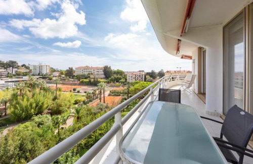 California - Pezou Apartamento | Appartement entièrement équipé de 105 m2 avec vue mer et collines
