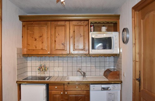 Pralognan-la-Vanoise Apartamento | Appartement Familial avec Balcon Est - Près des Pistes et Commerces - FR-1-464-181