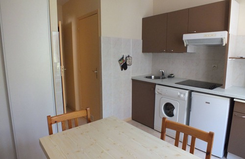 La Bourboule Apartamento | Appartement F1 Situé au 1er Étage, Proche des Thermes