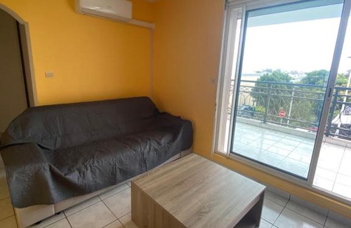 Saint-Andre Apartamento | Appartement F2 centre-ville Saint-André