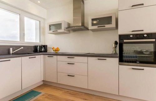 Piriac-sur-Mer Apartamento | Appartement face à la plage avec loggia, cour, wifi et barbecue - Piriac-sur-Mer - FR-1-306-844