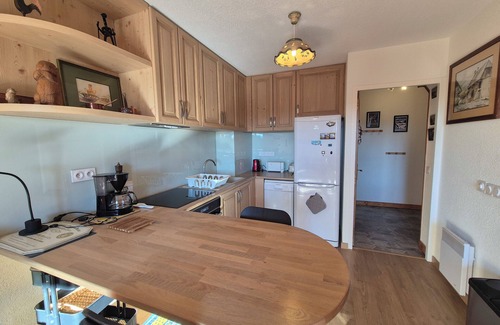 Pugny-Chatenod Apartamento | Appartement familial au Revard, vue sur le jardin d'enfant et pistes