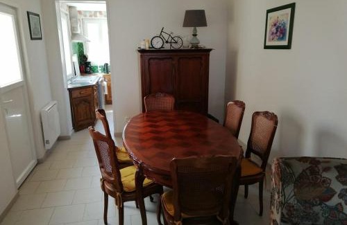 Merlimont-Plage Apartamento | Appartement Familial au RDC, Cour Sud, Parking, à 300m Plage - 2 Chambres, WiFi, Animaux OK - FR-1-376-107