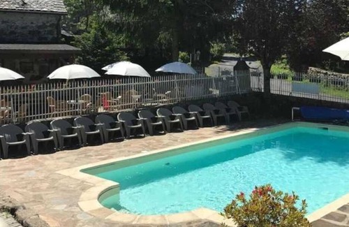Banes Apartamento | Appartement 3 étoiles - Piscine - ccagief