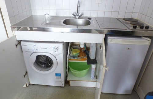 Bagneres-de-Bigorre Apartamento | Appartement Plain-pied Proche Thermes Parking Privée